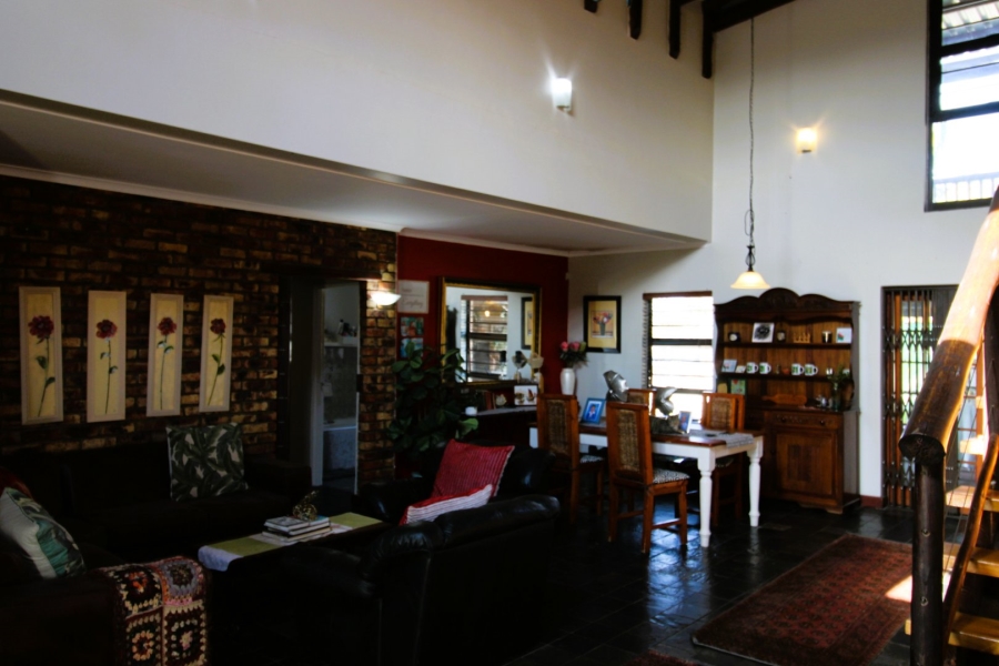 5 Bedroom Property for Sale in Gonubie North Eastern Cape